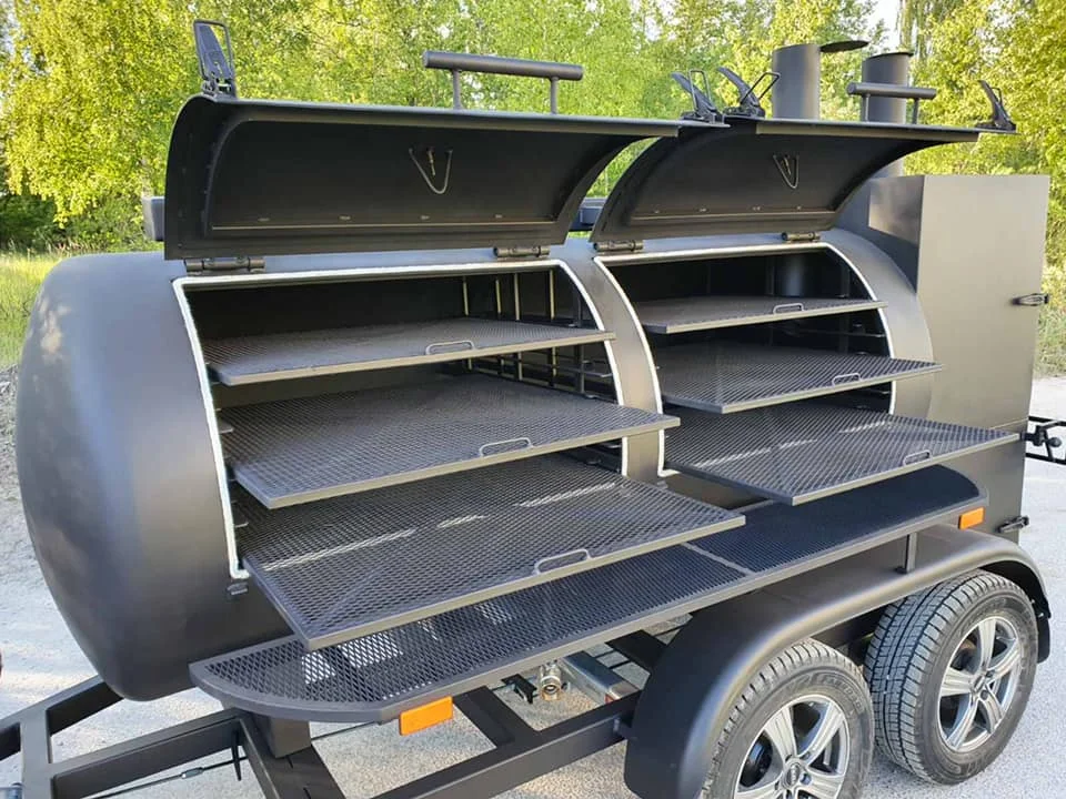 BM-4 XXL Reverse Flow BBQ Smoker Trailer – Custom-Built BBQ Smoker Trailer for Sale - Image 9