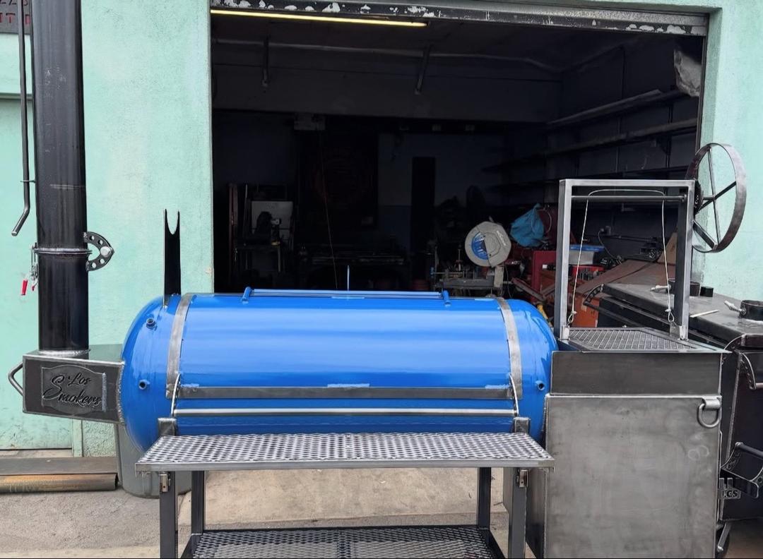 120 gallon with Santa Maria grill - Image 2