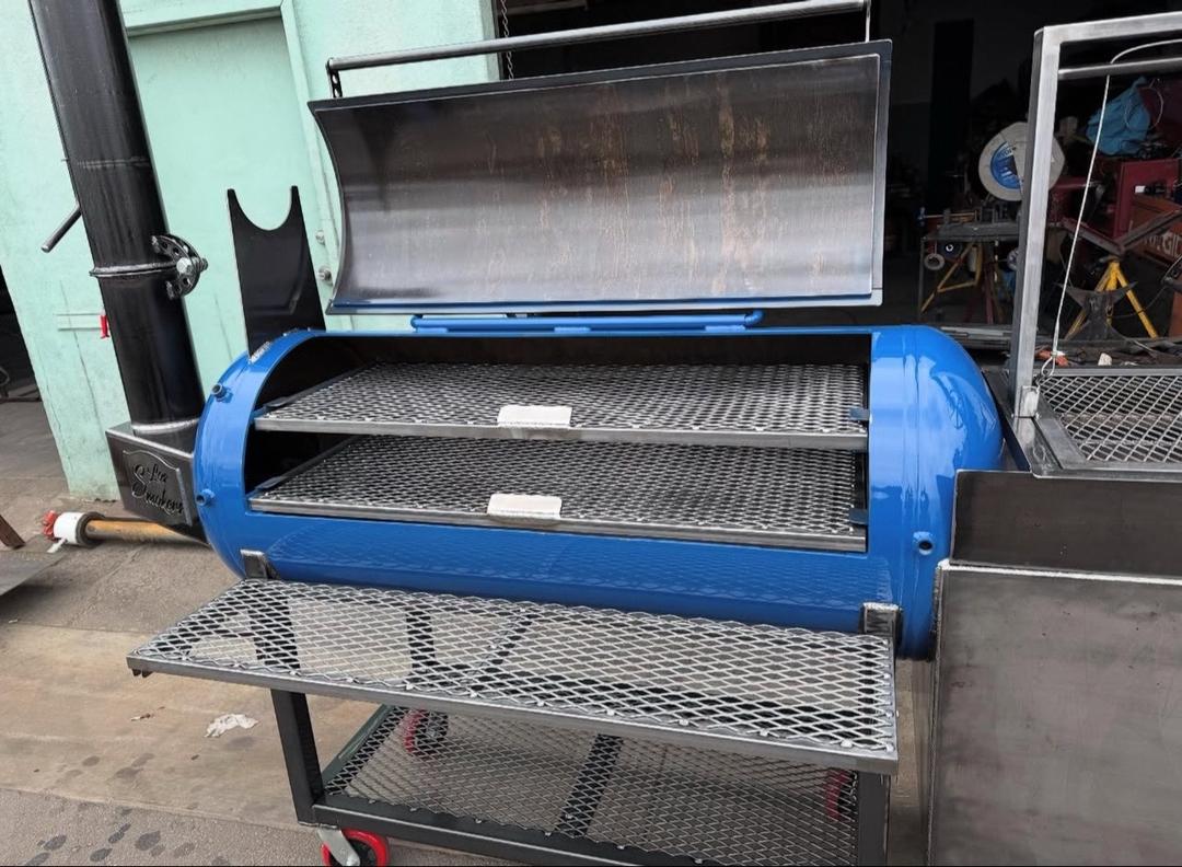 120 gallon with Santa Maria grill - Image 4