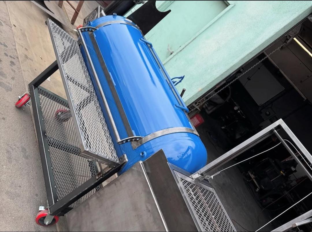 120 gallon with Santa Maria grill - Image 3