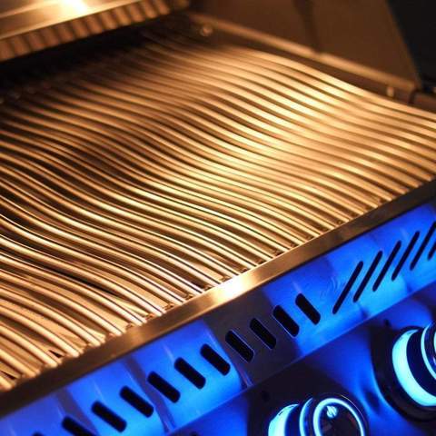 Napoleon Prestige PRO 825 Built-in Propane Gas Grill with Infrared Rear Burner and Infrared Sear Burners and Rotisserie Kit - Image 2
