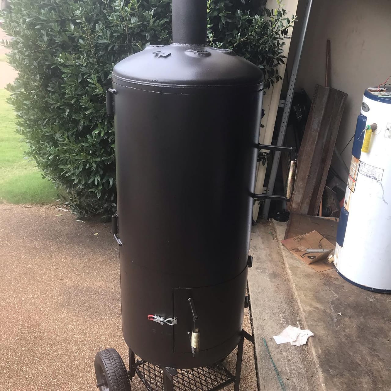 60 Gallon Vertical Barrel Smoker – Heavy-Duty Offset Design - Image 5