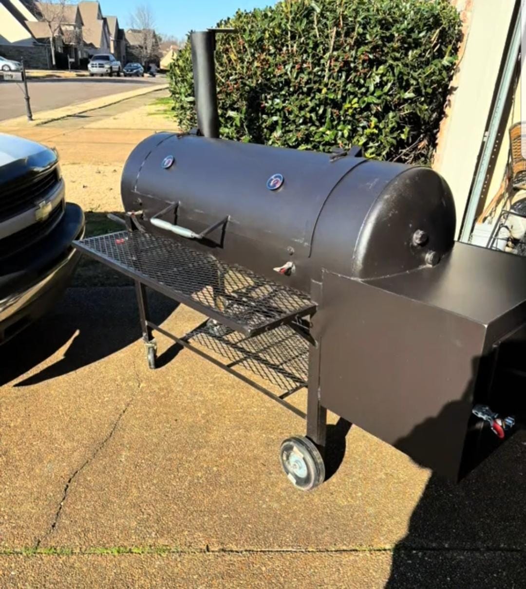 65 gallon offset smoker - Image 2